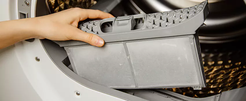 Signs Of A Clogged Dryer Lint Trap in Springfield, Tennessee