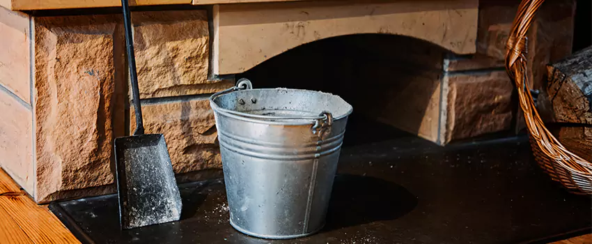 Clean The Fireplace Mantle And Hearth in Springfield, Tennessee
